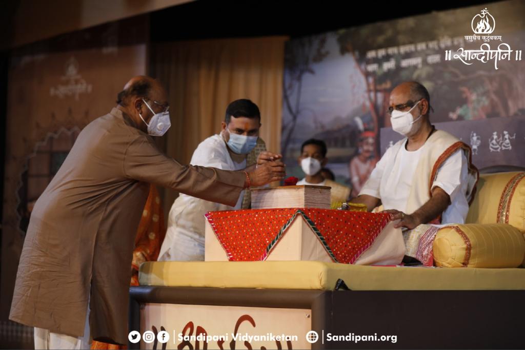 ભગવાન રામનું અવતરણ અનેકોનાં ઉદ્ધાર માટે થયું : પૂજ્ય ભાઈશ્રી ભગવાન રામનું અવતરણ અનેકોનાં ઉદ્ધાર માટે થયું : પૂજ્ય ભાઈશ્રી